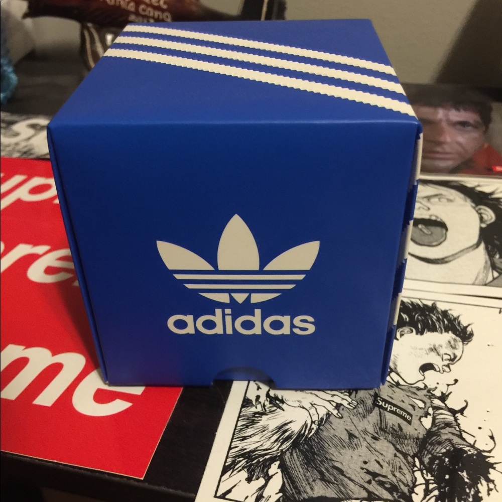Adidas classic watch